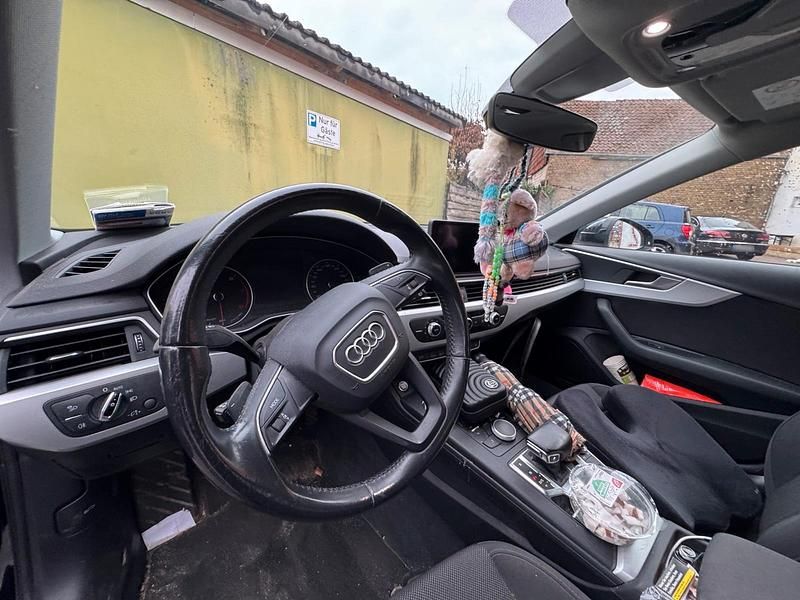 Gebraucht Audi A4 190 PS (139 kW) 2016 Schwarz Kombi