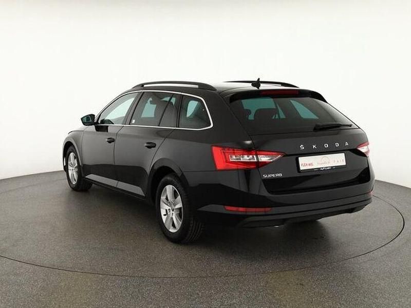 Gebraucht Skoda Superb Ambition 150 PS (110 kW) 2020 Schwarz Kombi