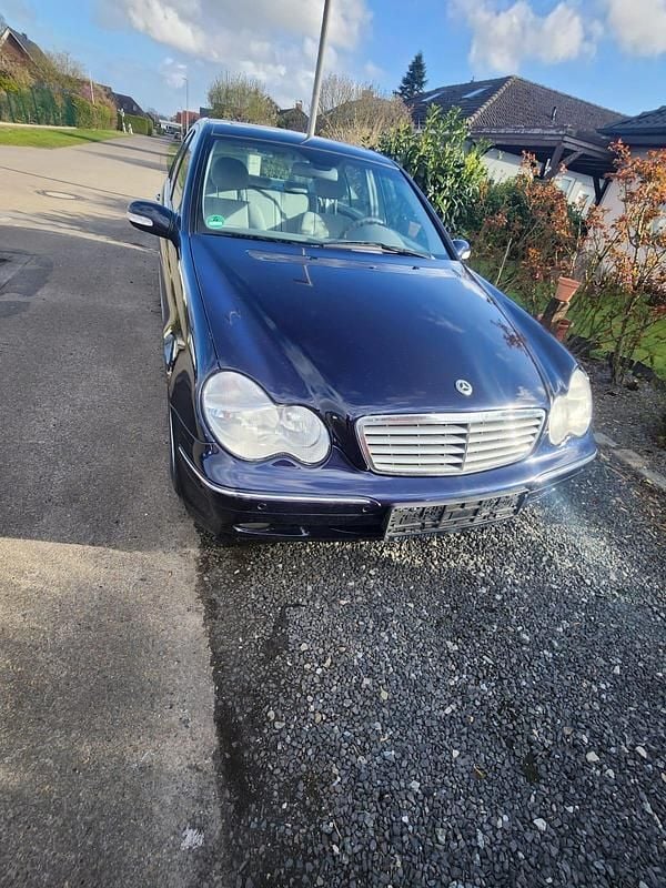 Gebraucht Mercedes C240 Elegance 170 PS (125 kW) 2002 Blau Limousine