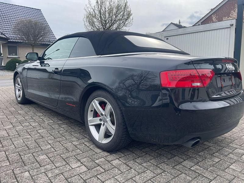 Gebraucht Audi A5 Cabriolet S-Line 211 PS (155 kW) 2012 Schwarz Cabrio
