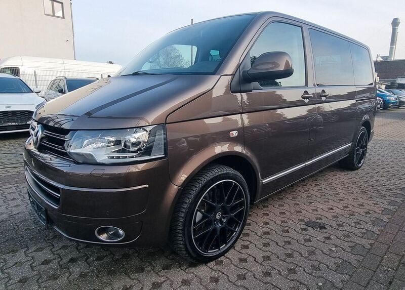 Toffeebraun metallic Gebraucht 2012 VW T5 Sportline Van | 25.998 € (Guter Preis) - Bild 1/4
