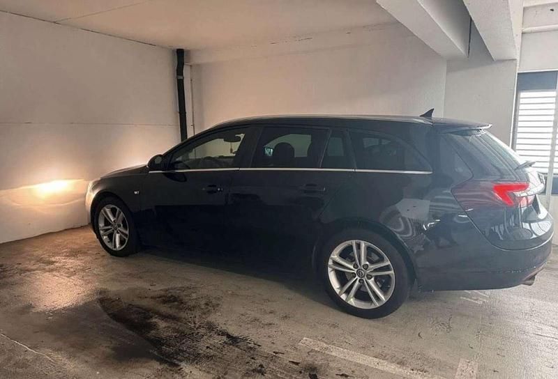 Usata Opel Insignia 194 CV (142 kW) 2014 Nero Station wagon
