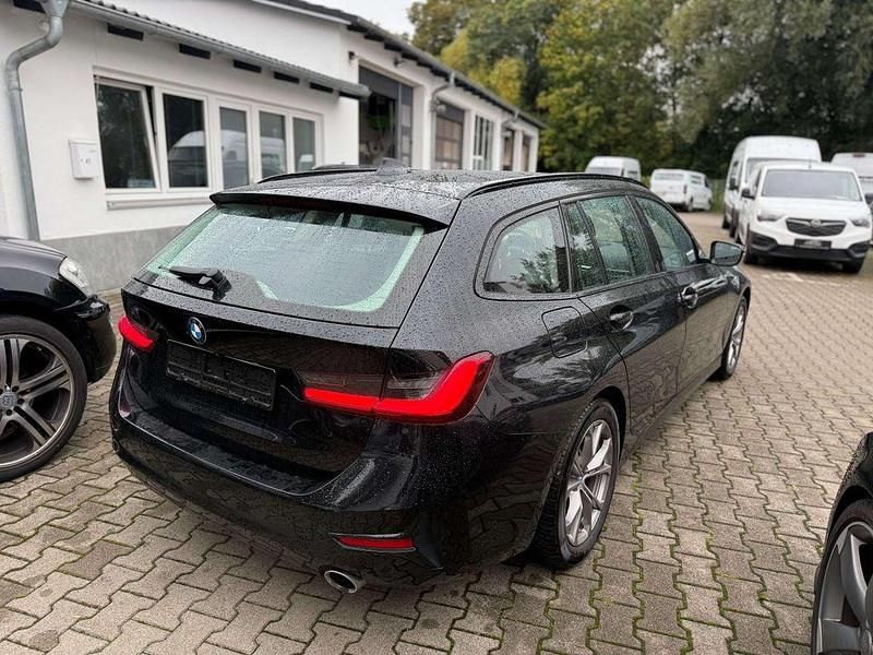 Gebraucht BMW 330 Shadowline 286 PS (210 kW) 2020 Schwarz Limousine