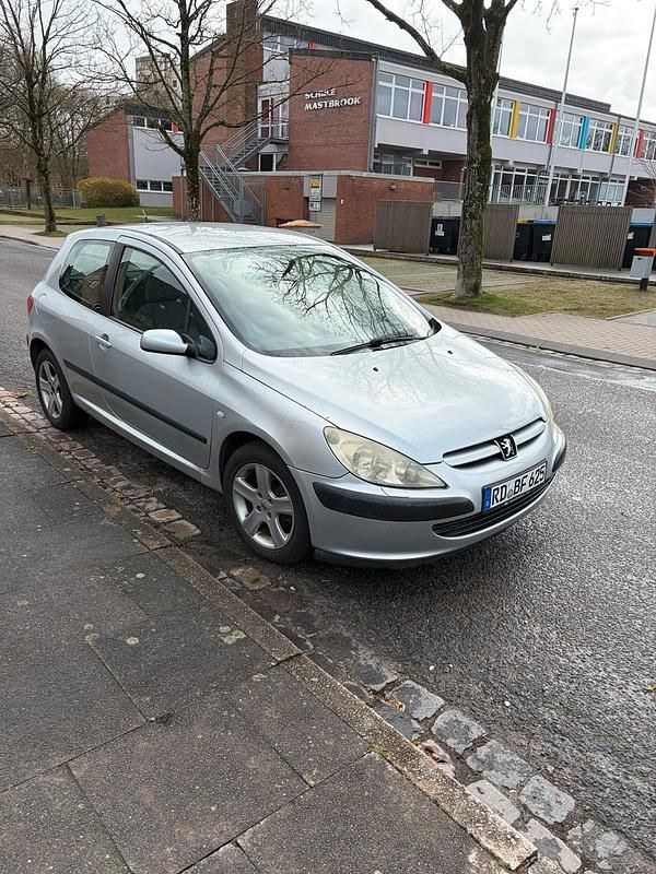Gebraucht Peugeot 307 109 PS (80 kW) 2002 Silber Kleinwagen