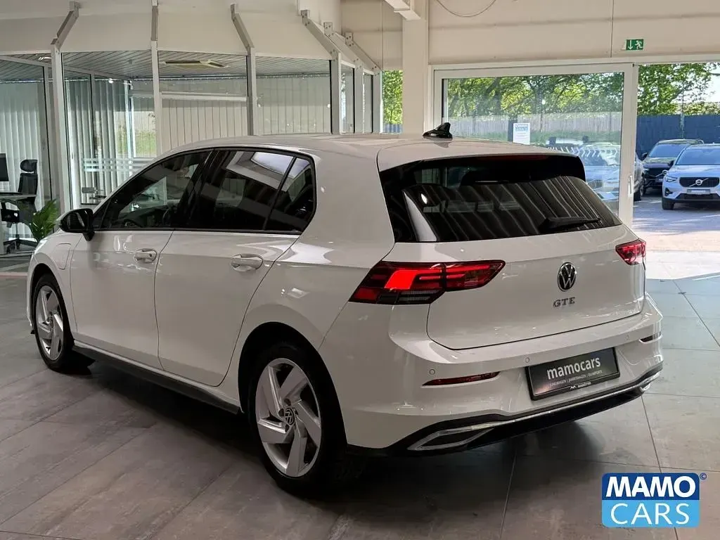 Gebraucht VW Golf VIII GTE 245 PS (180 kW) 2021 Weiß Limousine