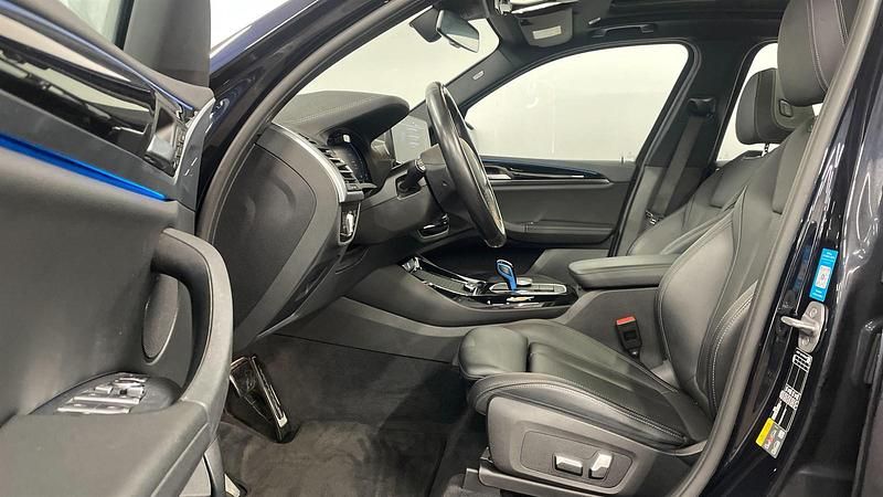 Gebraucht BMW iX3 Shadowline 210 kW (286 PS) 2022 Carbonschwarz metallic SUV