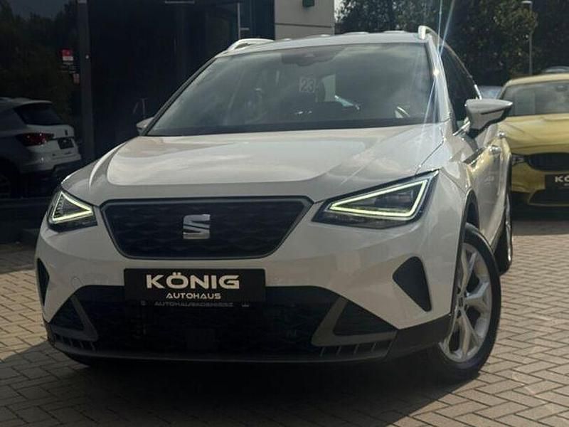 Gebraucht Seat Arona FR 150 PS (110 kW) 2023 Weiß SUV