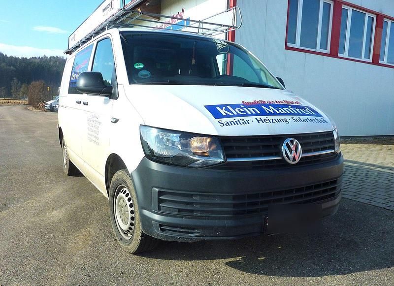 Gebraucht VW Transporter 102 PS (75 kW) 2018 Weiß Van