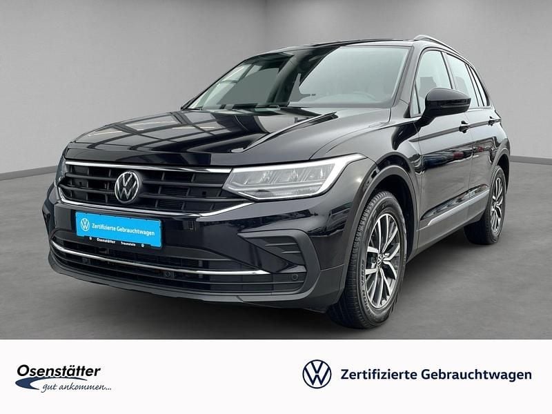 Gebraucht VW Tiguan Life 150 PS (110 kW) 2022 Schwarz SUV