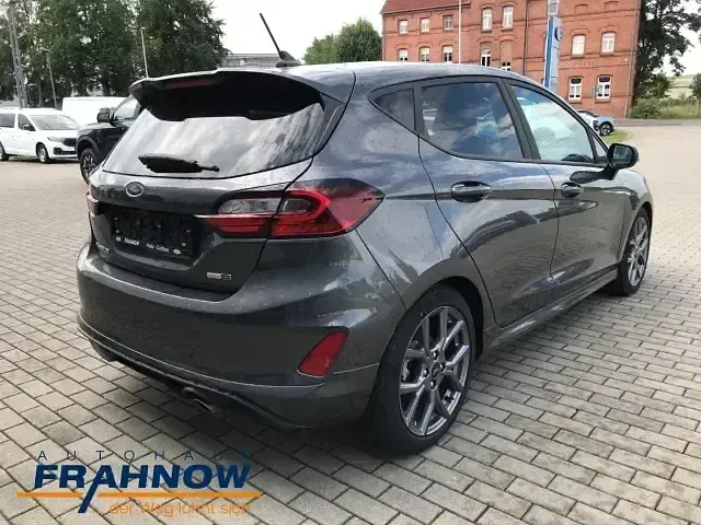 Gebraucht Ford Fiesta ST-Line X 125 PS (91 kW) 2023 Magneticgrau (metallic) Kleinwagen