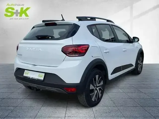 Gebraucht Dacia Sandero Expression 91 PS (66 kW) 2025 Weiß Kleinwagen
