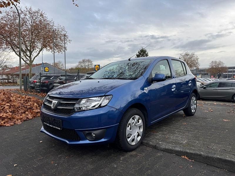 Gebraucht 2015 Dacia Sandero Lauréate Kleinwagen | 3.990 € (Superpreis) - Bild 1/4