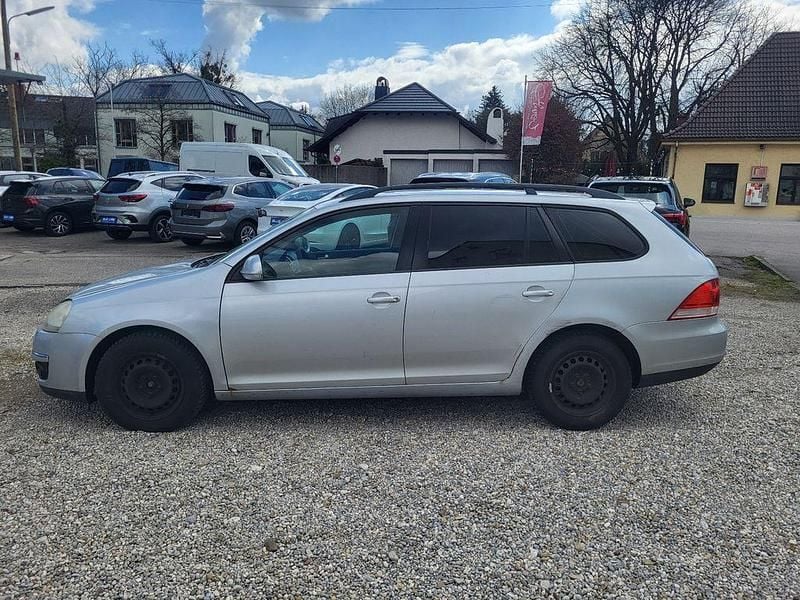 Gebraucht VW Golf V Trendline 105 PS (77 kW) 2007 Silber Kombi