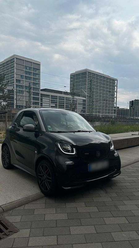Schwarz Gebraucht 2016 Smart ForTwo Coupé Brabus Kleinwagen | 9.950 € (Guter Preis) - Bild 1/4