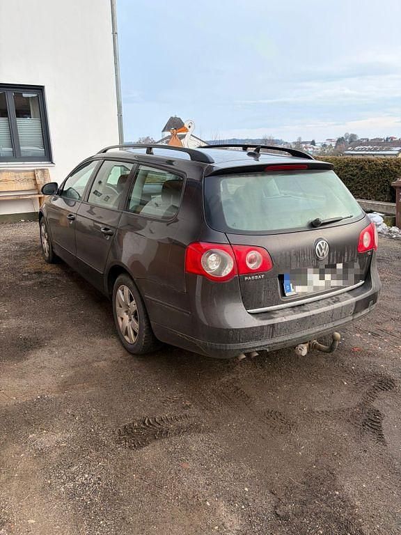 Gebraucht VW Passat Trendline 105 PS (77 kW) 2008 Kombi