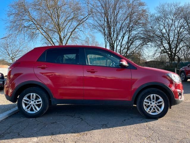 Gebraucht SsangYong Korando 178 PS (130 kW) 2017 Rot SUV
