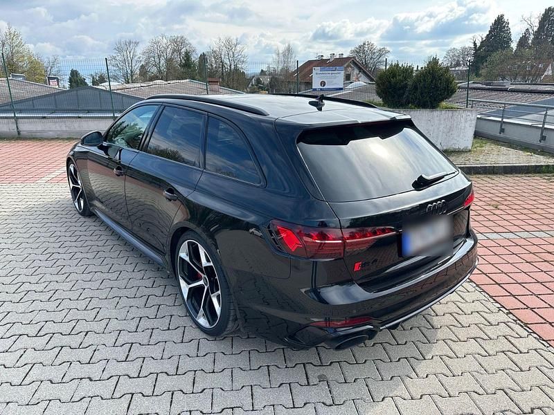 Gebraucht Audi RS4 Competition 450 PS (330 kW) 2023 Schwarz Kombi
