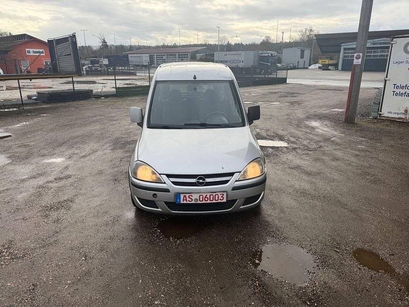 Gebraucht Opel Combo 75 PS (55 kW) 2004 Van / Kleinbus