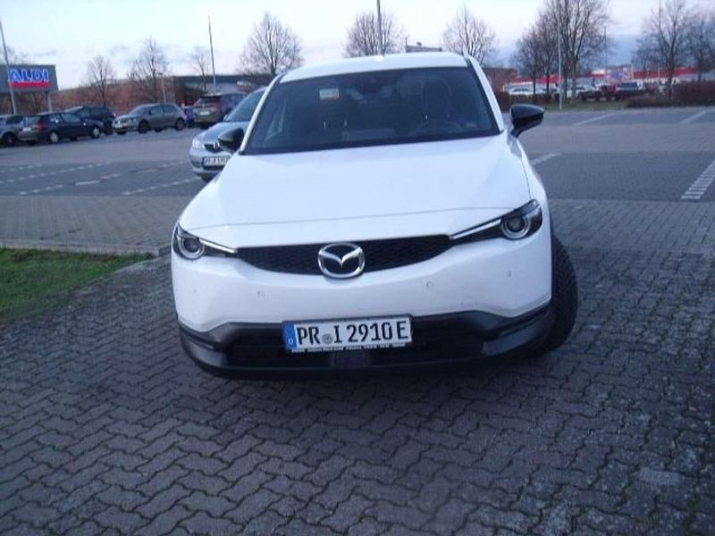 Gebraucht Mazda MX30 Ad'Vantage 106 kW (145 PS) 2023 Arctic white SUV