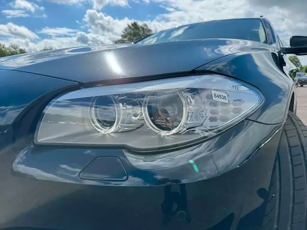 Gebraucht BMW 520 Sport Line 184 PS (135 kW) 2012 Schwarz Kombi