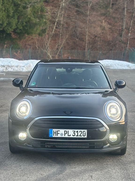 Gebraucht Mini Cooper Clubman Essential 136 PS (100 kW) 2019 Schwarz Kombi