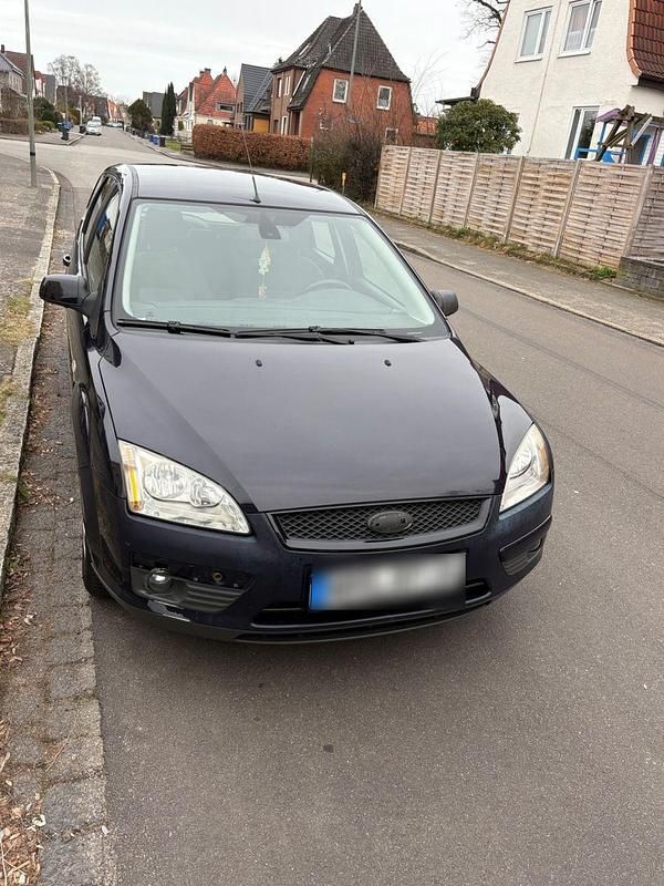 Gebraucht Ford Focus Ambiente 101 PS (74 kW) 2007 Blau Kombi