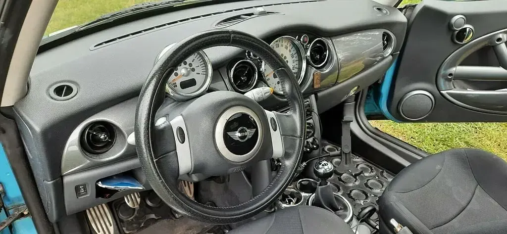 Usata Mini Cooper 116 CV (85 kW) 2005 Blu Utilitaria