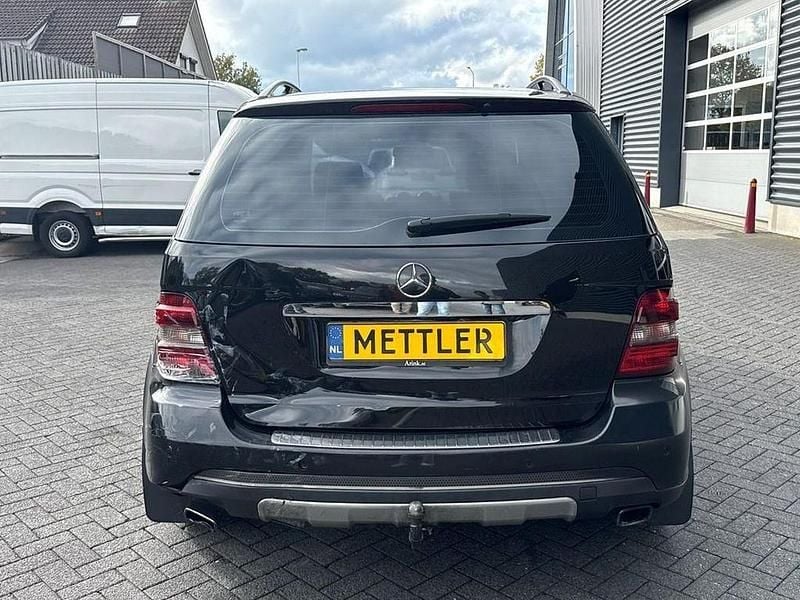 Gebraucht Mercedes 280 AMG 190 PS (139 kW) 2006 Schwarz SUV