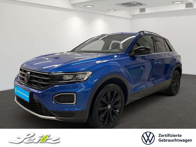Ravennablau Gebraucht 2021 VW T-Roc Sport SUV | 26.848 € (Fairer Preis) - Bild 1/3