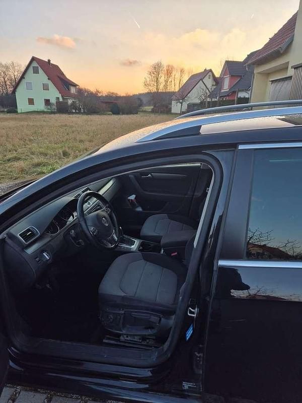 Gebraucht VW Passat Comfortline 140 PS (102 kW) 2014 Schwarz Kombi