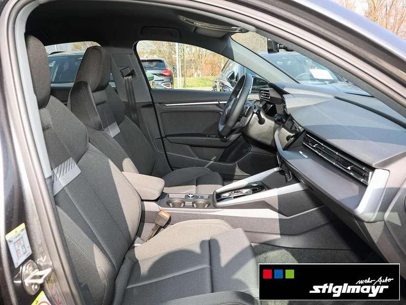 Gebraucht Audi A3 S-Line 150 PS (110 kW) 2025 Daytonagrau perleffekt Limousine