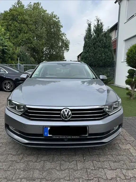 Gebraucht VW Passat Highline 190 PS (139 kW) 2019 Silber Limousine