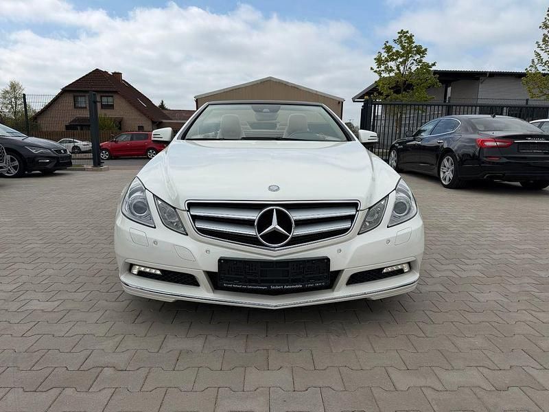 Second-hand Mercedes E250 204 CP (150 kW) 2010 Alb Cabrio