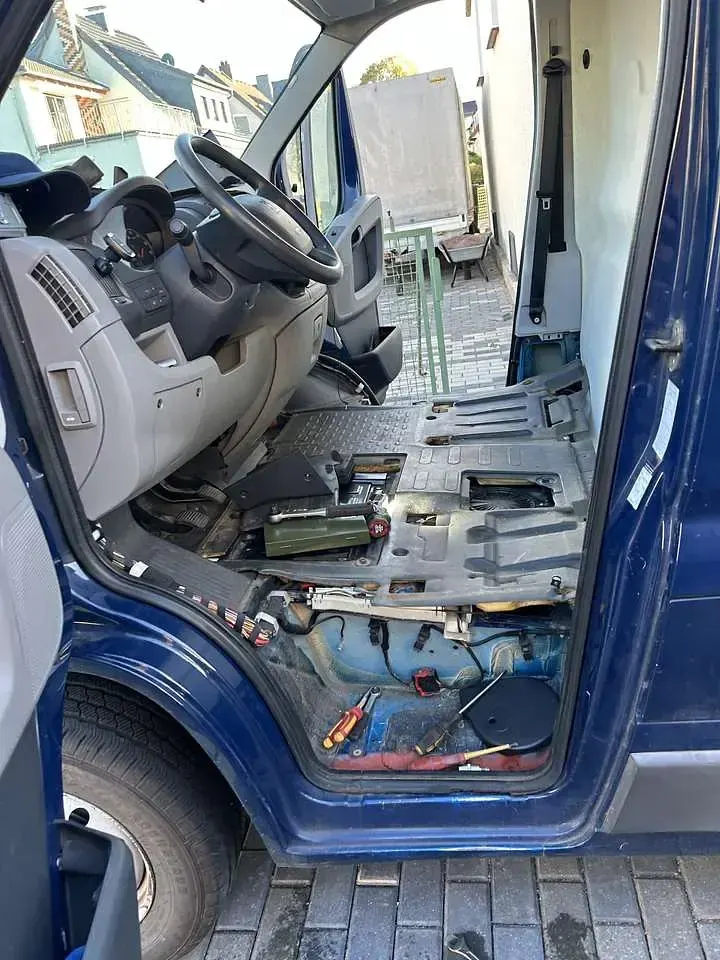 Gebraucht Peugeot Boxer 120 PS (88 kW) 2008 Blau Van