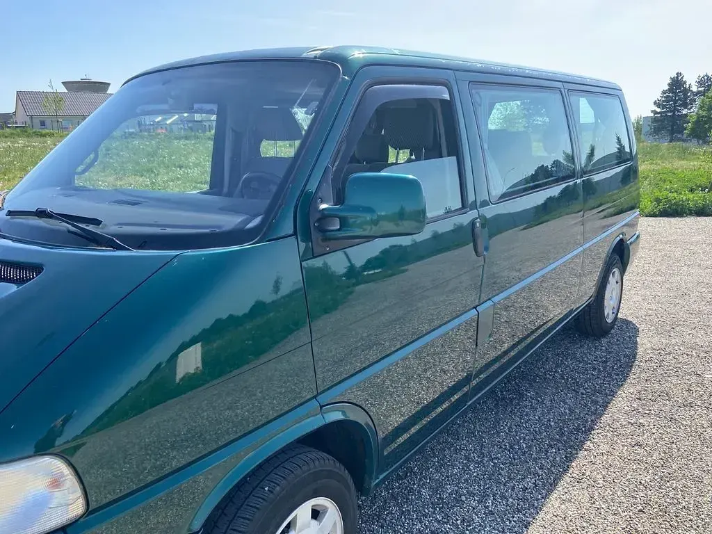 Gebraucht VW Caravelle 102 PS (75 kW) 1998 Grün Van