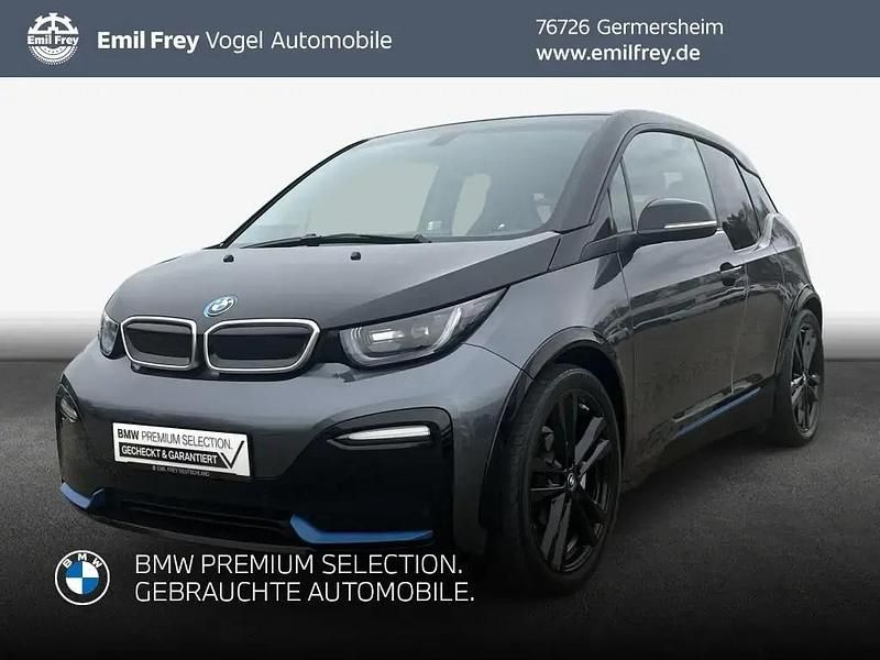 Mineralgrau metallic mit akzen Gebraucht 2022 BMW i3 Performance Limousine | 22.990 € (Fairer Preis) - Bild 1/3