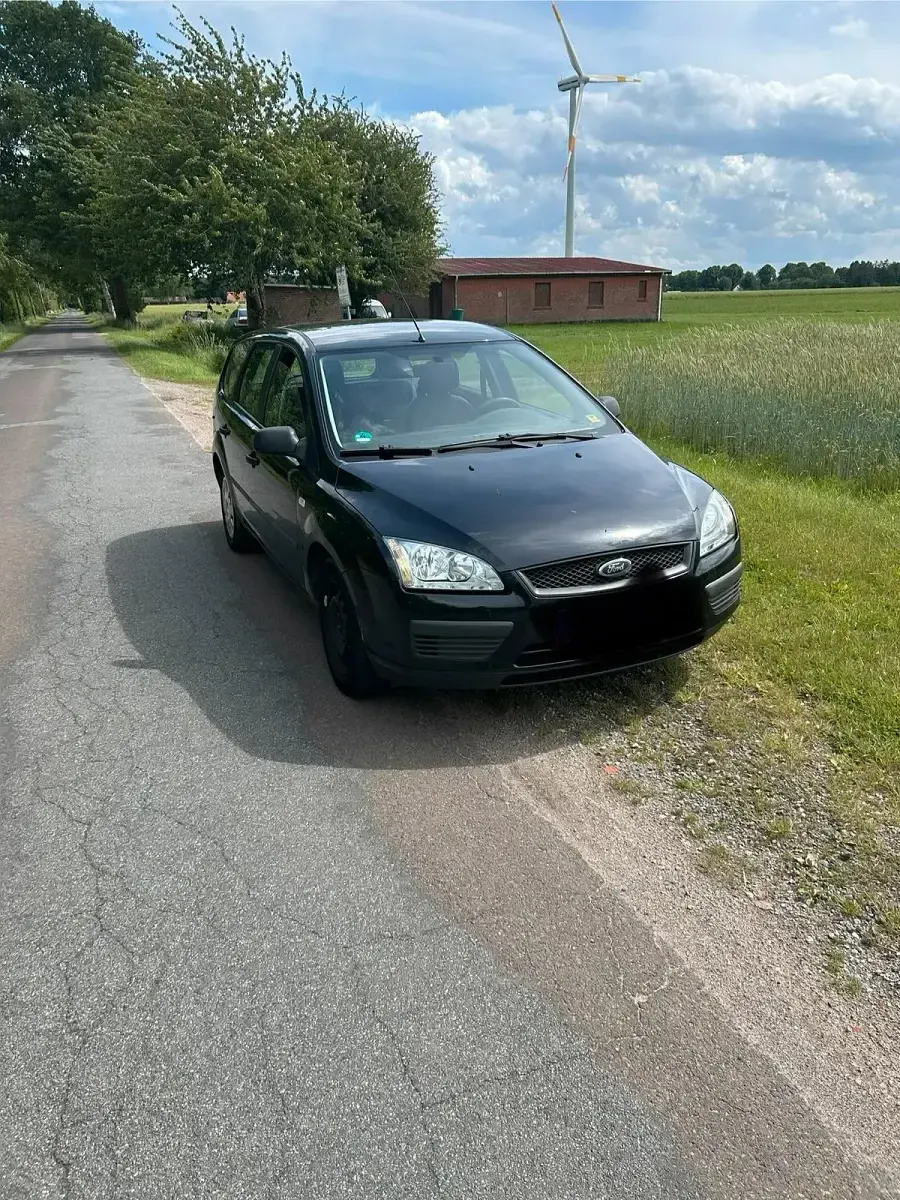 Gebraucht Ford Focus Ghia 125 PS (91 kW) 2006 Schwarz Kombi