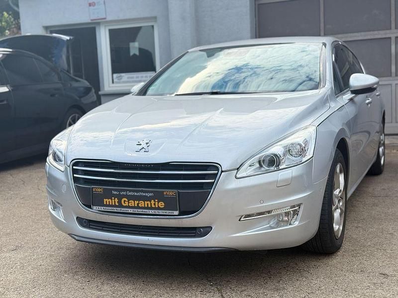 Grau Gebraucht 2011 Peugeot 508 Active Limousine | 4.799 € (Guter Preis) - Bild 1/4