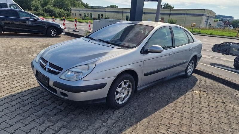 Silber Gebraucht 2001 Citroën C5 Limousine | 699 € (Superpreis) - Bild 1/4