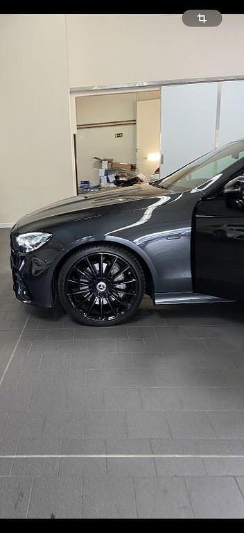 Gebraucht Mercedes E220 194 PS (142 kW) 2022 Grau Coupé