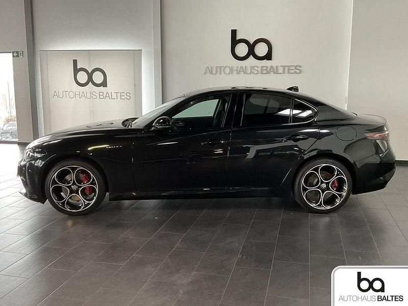 Gebraucht Alfa Romeo Giulia Veloce 280 PS (205 kW) 2025 Nero vulcano met. (metallic) Limousine