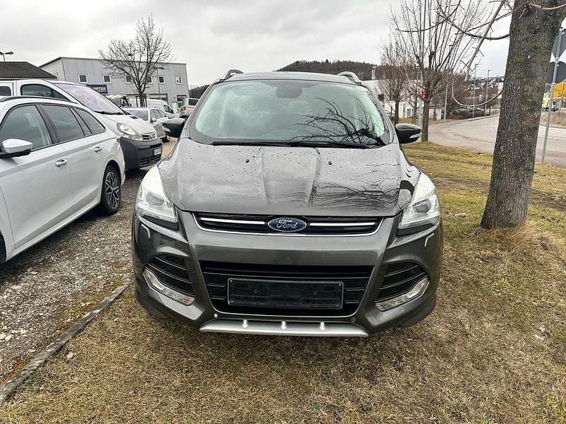 Gebraucht Ford Kuga Individual 179 PS (131 kW) 2016 SUV