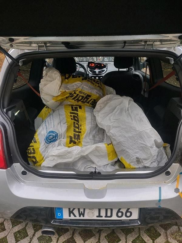 Silber Gebraucht 2010 Renault Twingo R.S. Kleinwagen | 3.000 € (Superpreis) - Bild 1/4