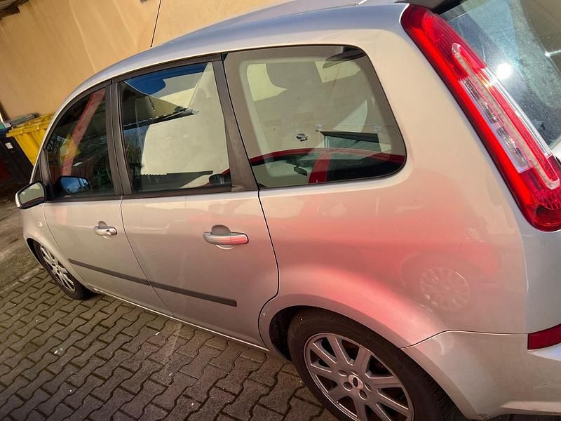 Gebraucht Ford C-MAX 115 PS (84 kW) 2008 Silber Van / Kleinbus