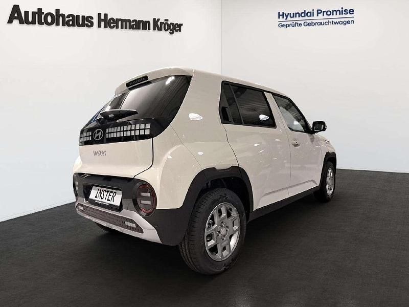 Neu Hyundai Inster Trend 71 kW (97 PS) 2025 Unbleached ivory Kleinwagen