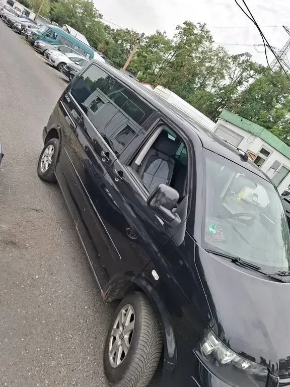 Gebraucht VW Multivan 174 PS (127 kW) 2006 Schwarz Van / Kleinbus