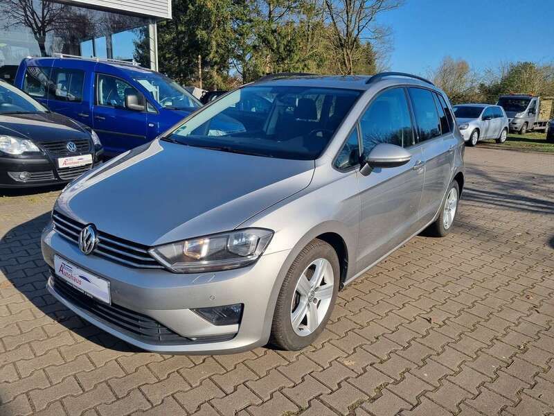 Tungsten silver metallic Gebraucht 2014 VW Golf Sportsvan Comfortline Van / Kleinbus | 10.450 € (Guter Preis) - Bild 1/4