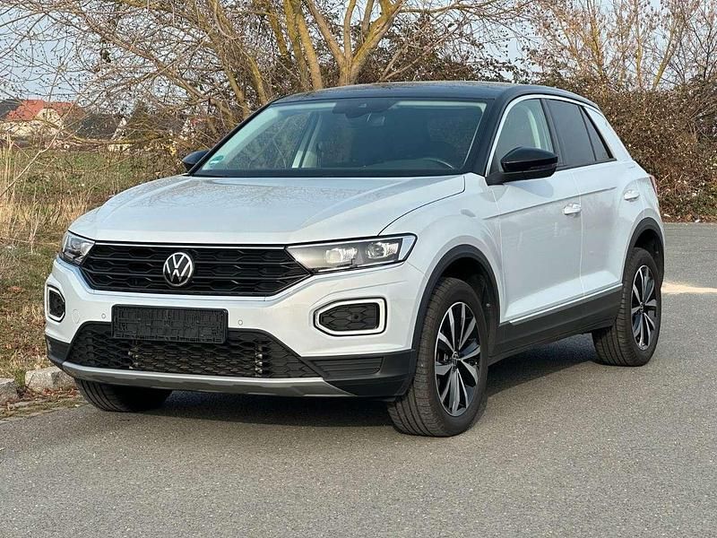 Gebraucht VW T-Roc Style 150 PS (110 kW) 2022 White silver SUV