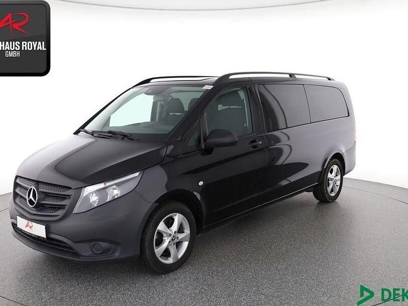 Obsidianschwarz Gebraucht 2020 Mercedes Vito Van / Kleinbus | 37.880 € (Fairer Preis) - Bild 1/4