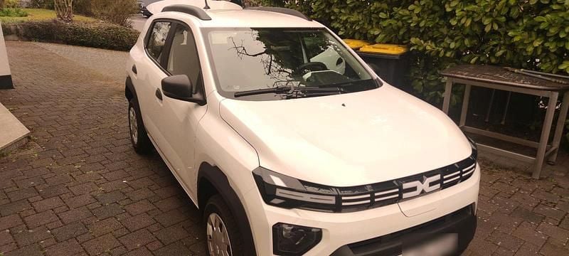 Gebraucht Dacia Spring Essentiel 33 kW (45 PS) 2025 Weiß Kleinwagen